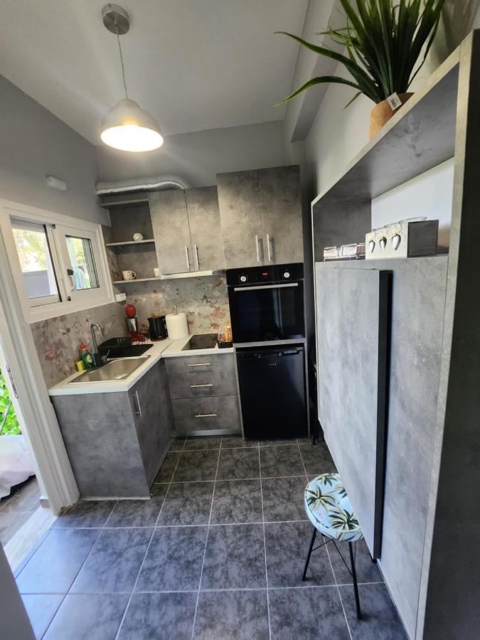 Small Luxury Apartment Ανάβυσσος Εξωτερικό φωτογραφία